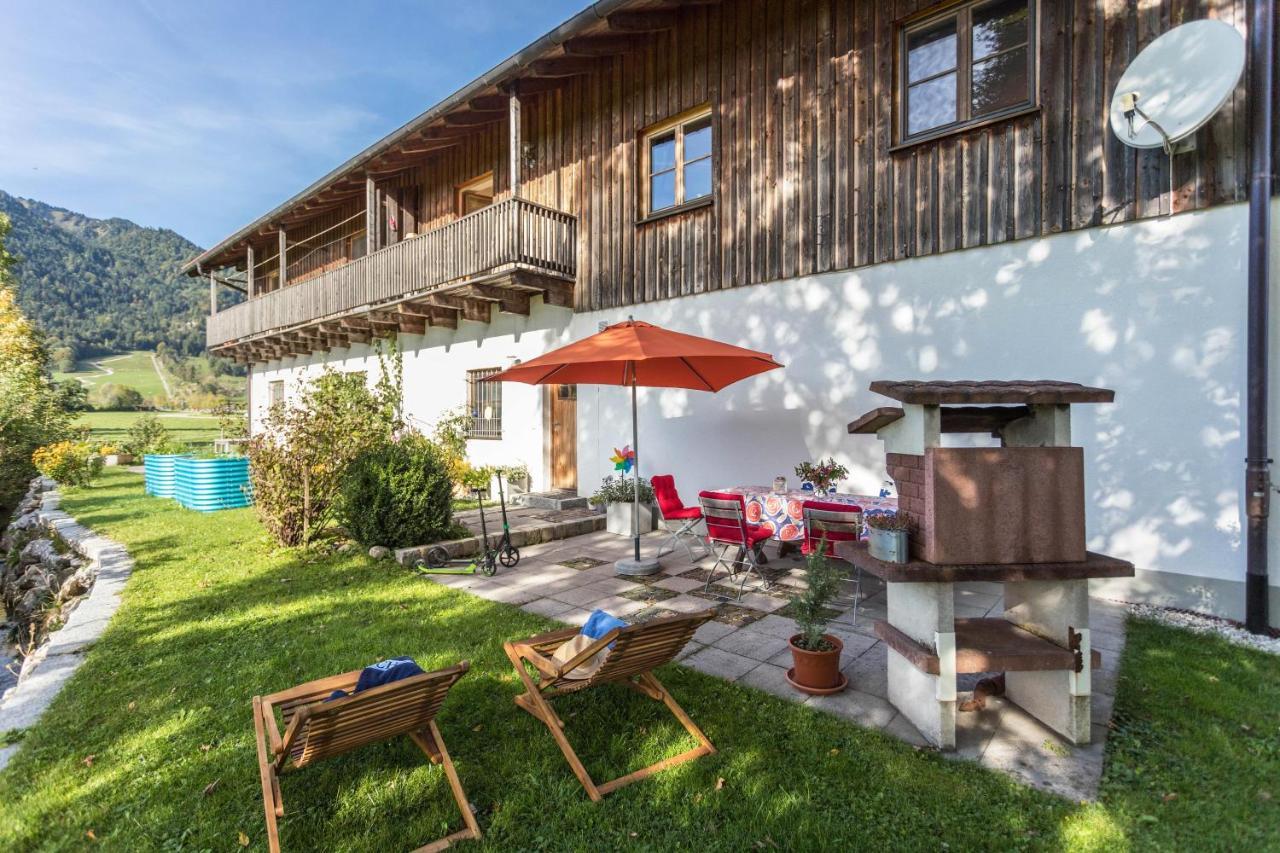 Alpen Chalet Alte Talstation 렌그레스 외부 사진